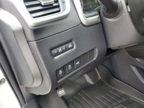 Used 2017 Nissan Murano S AWD/4WD image 17