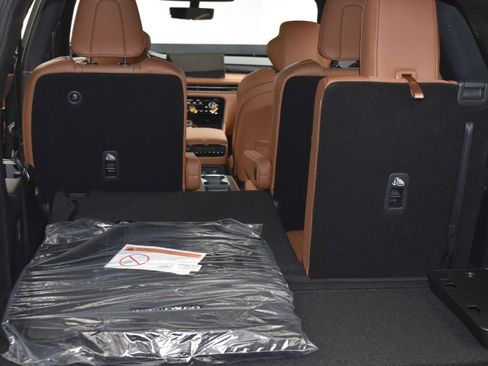 New 2026 INFINITI QX60 Autograph w/ Dark Cargo Package image 23