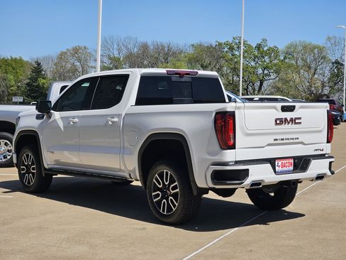 New 2026 GMC Sierra 1500 AT4 w/ AT4 Premium Package image 4