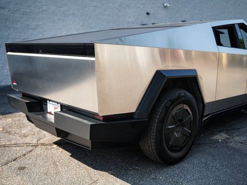 Used 2025 Tesla Cybertruck AWD Crew Cab image 14