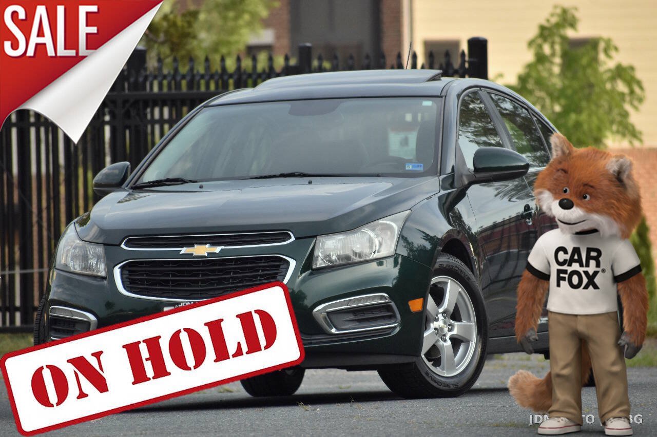 Used 2015 Chevrolet Cruze LT w/ Sun And Sound Package FWD image 1