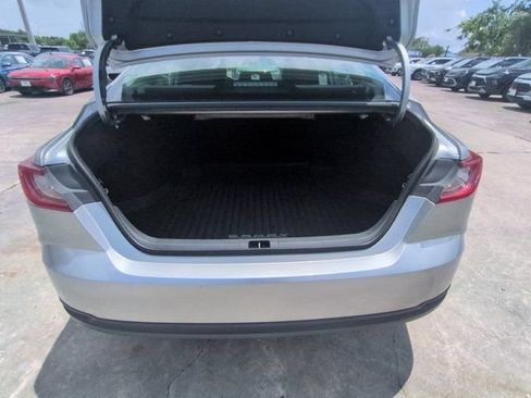 Used 2025 Toyota Camry LE FWD image 28