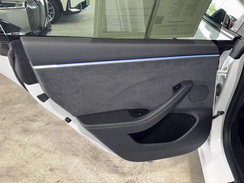 Used 2024 Tesla Model 3 Long Range AWD/4WD image 16