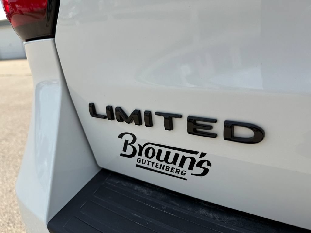 Used 2024 Ford Expedition Max Limited AWD/4WD image 11