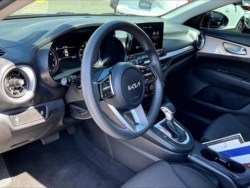 Used 2023 Kia Forte LXS FWD image 11