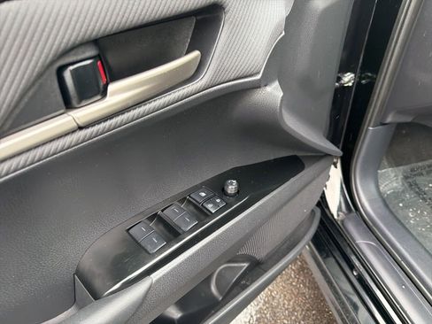 Certified 2025 Toyota Camry SE w/ Convenience Package image 23