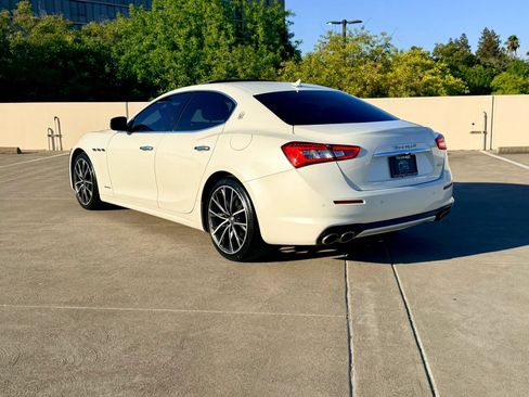 Used 2019 Maserati Ghibli GranLusso RWD image 7