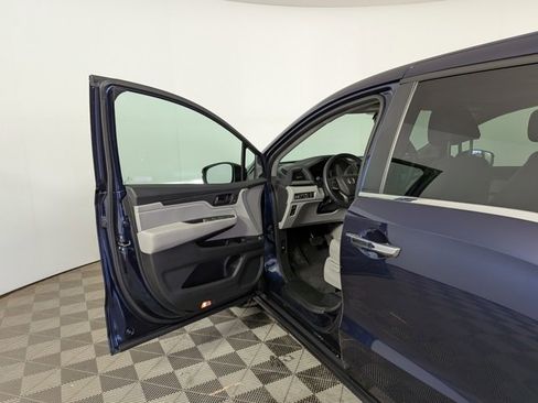Used 2023 Honda Odyssey EX-L image 14