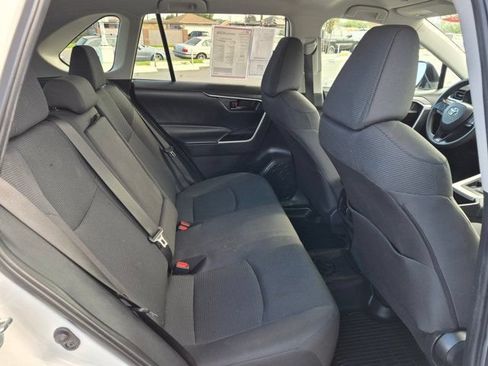 Used 2024 Toyota RAV4 LE FWD image 7