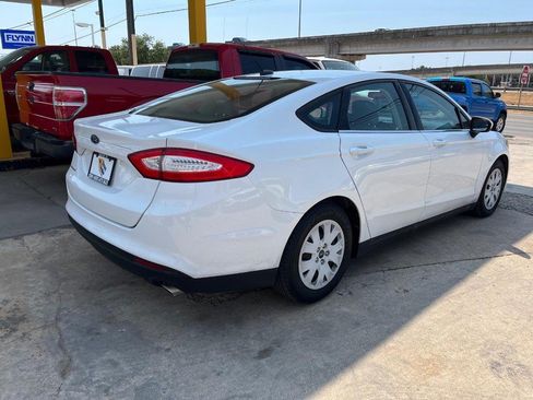 Used 2013 Ford Fusion S FWD image 6