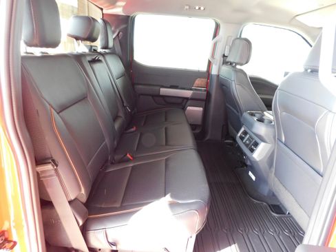 New 2026 Ford F250 Lariat w/ Chrome Package image 13