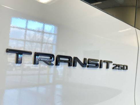 New 2026 Ford Transit 250 MR 148 WB AWD w/ Exterior Upgrade Package image 7