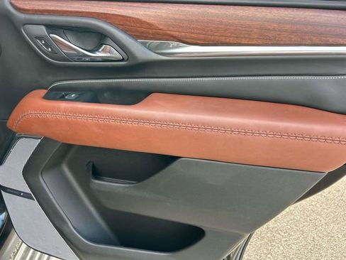 Used 2023 GMC Yukon Denali Ultimate image 23