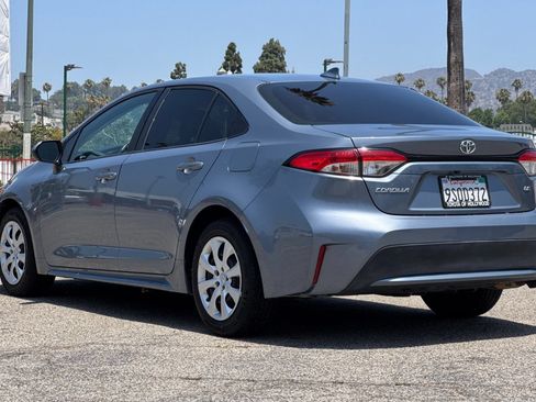 Certified 2022 Toyota Corolla LE FWD image 6