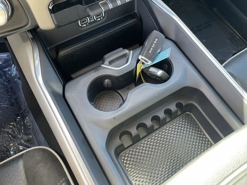 Used 2020 RAM 1500 Laramie image 18