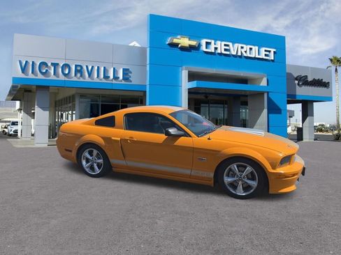 Used 2008 Ford Mustang GT Premium RWD image 4