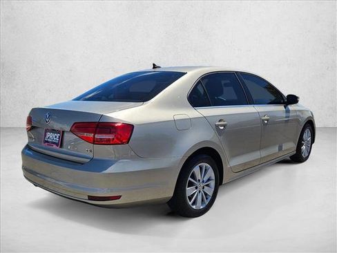 Used 2015 Volkswagen Jetta SE FWD image 5