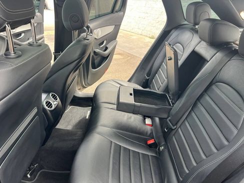 Used 2020 Mercedes-Benz GLC 43 AMG 4MATIC image 23