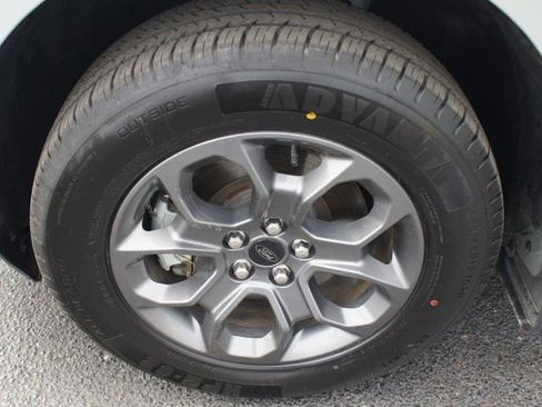 Used 2023 Ford Maverick XLT w/ Equipment Group 300A Standard image 25