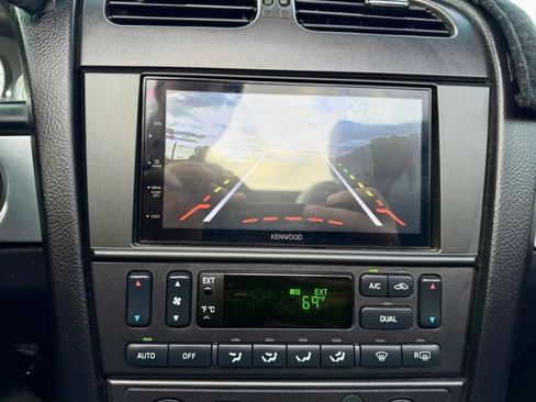 Used 2003 Ford Thunderbird Deluxe image 14