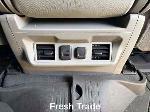 Used 2023 GMC Sierra 2500 SLE w/ SLE Value Package; AWD/4WD image 9