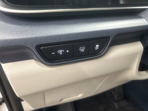 New 2026 Kia Carnival EX image 11