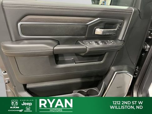 New 2026 RAM 2500 Laramie AWD/4WD image 55