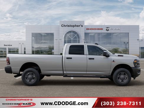 New 2026 RAM 3500 Tradesman AWD/4WD image 21