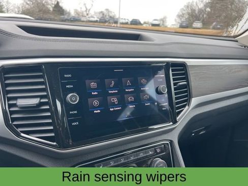 Used 2023 Volkswagen Atlas SE image 15