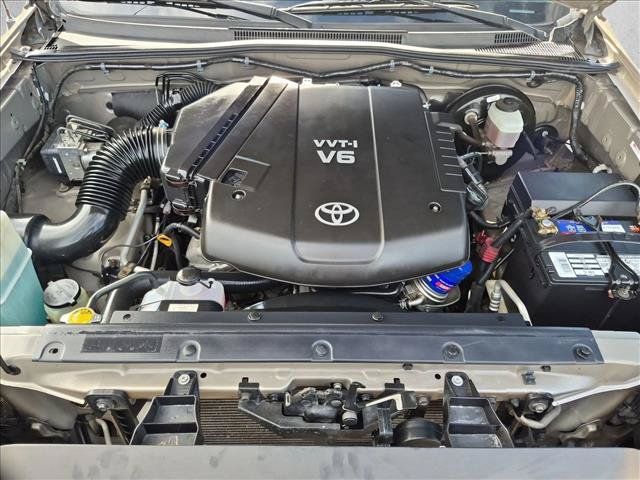 Used 2005 Toyota Tacoma PreRunner RWD image 26