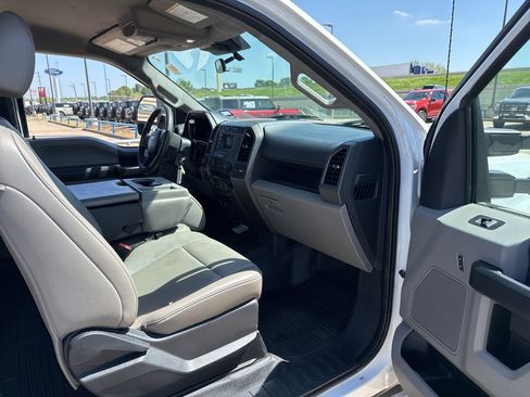 Used 2022 Ford F250 XL w/ Power Equipment Group image 14