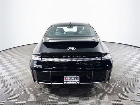 Used 2025 Hyundai Ioniq 6 SE image 9