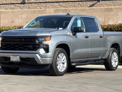 Certified 2025 Chevrolet Silverado 1500 Custom RWD image 7