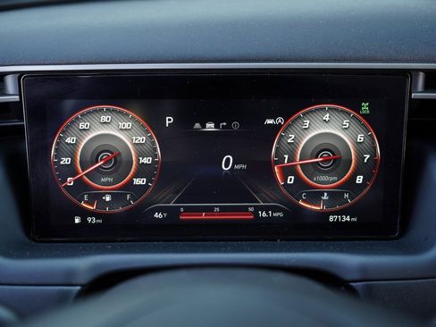 Used 2022 Hyundai Tucson Limited image 27