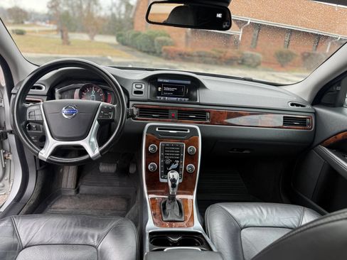 Used 2015 Volvo XC70 T6 Premier Plus image 13