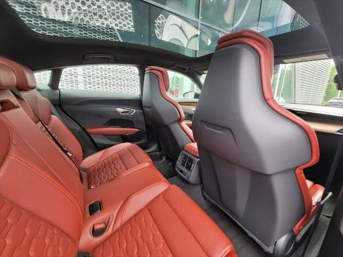 Certified 2024 Audi e-tron GT Premium Plus w/ Executive Package AWD/4WD image 23