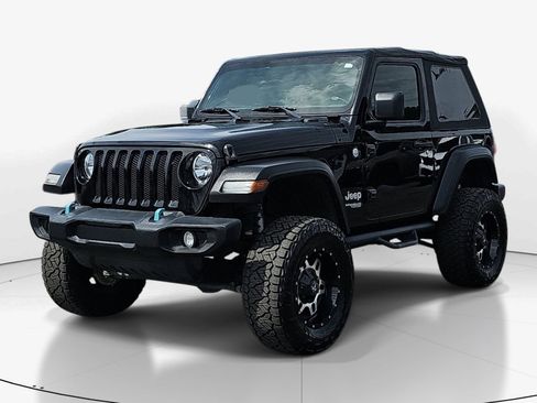 Used 2020 Jeep Wrangler Sport image 7