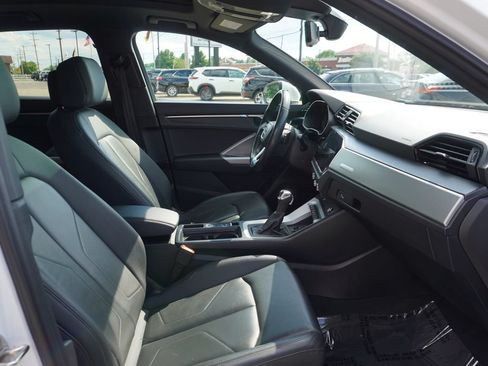 Used 2024 Audi Q3 2.0T Premium AWD/4WD image 31