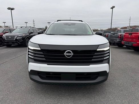 New 2026 Nissan Kicks SV w/ Cold Weather Package image 3