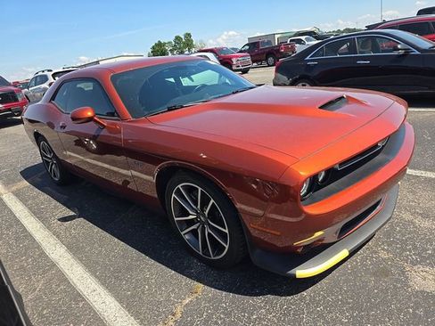 Used 2023 Dodge Challenger R/T RWD image 3