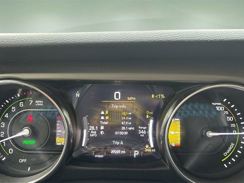 Used 2022 Jeep Wrangler Unlimited Rubicon 4xe image 10