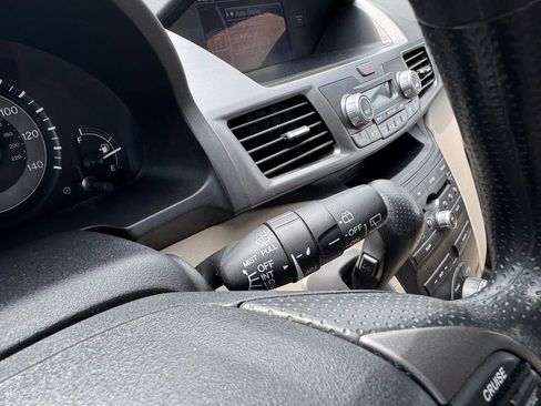 Used 2013 Honda Odyssey EX image 29