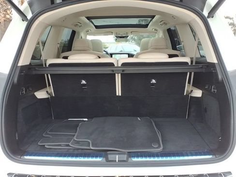 Certified 2022 Mercedes-Benz GLS 450 4MATIC image 23