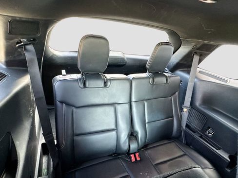 Used 2020 Ford Explorer ST image 31