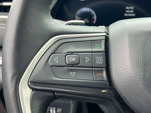 Certified 2022 Jeep Grand Cherokee Altitude AWD/4WD image 21