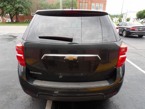 Used 2017 Chevrolet Equinox LS FWD image 4