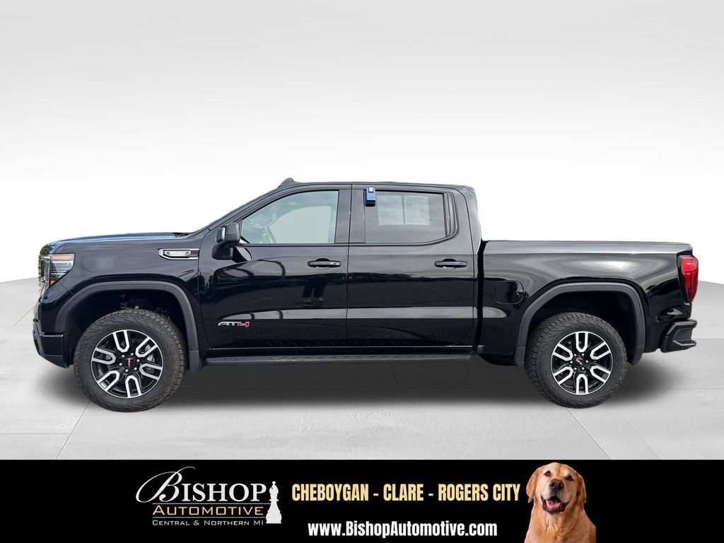 Used 2025 GMC Sierra 1500 AT4 w/ AT4 Premium Package AWD/4WD image 9