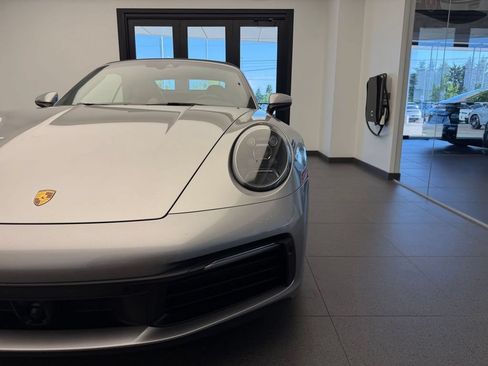 Certified 2020 Porsche 911 Carrera RWD image 25