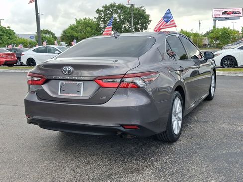 Used 2023 Toyota Camry LE FWD image 11
