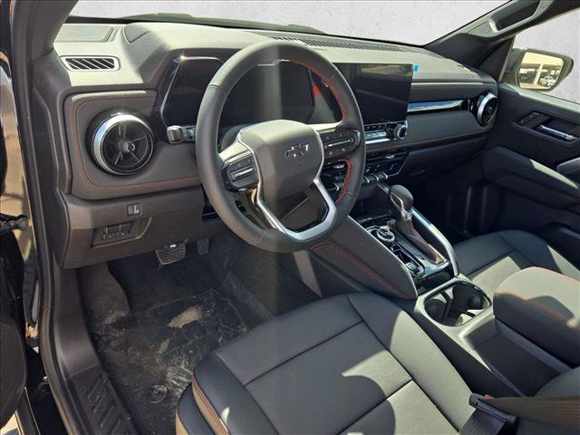 New 2026 Chevrolet Colorado Z71 w/ Midnight Edition AWD/4WD image 3